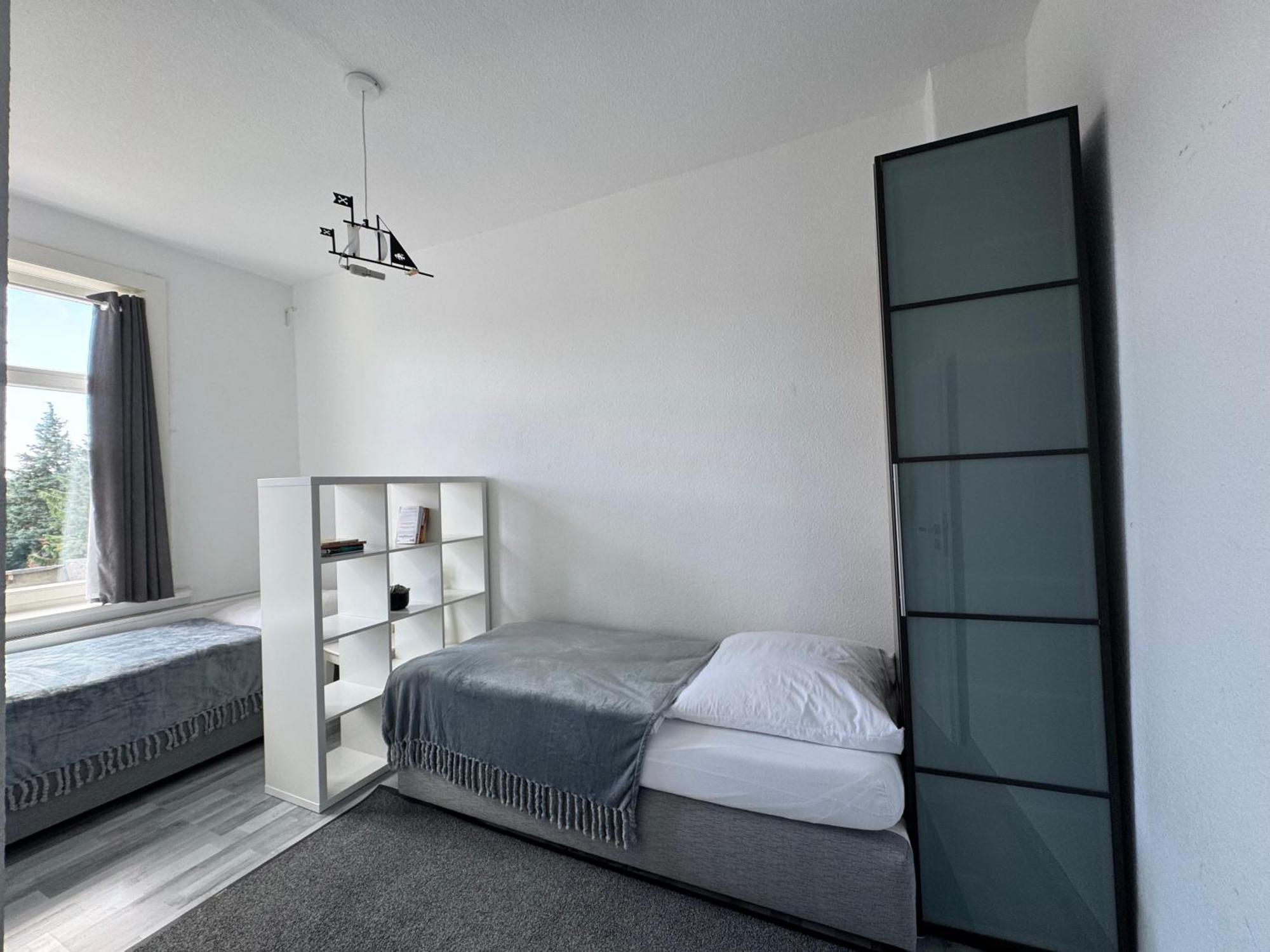 Moderne 4 Zimmer Apartment Mit Bergblick Stadtzentrum Contactless Check-In Gehrden  Εξωτερικό φωτογραφία