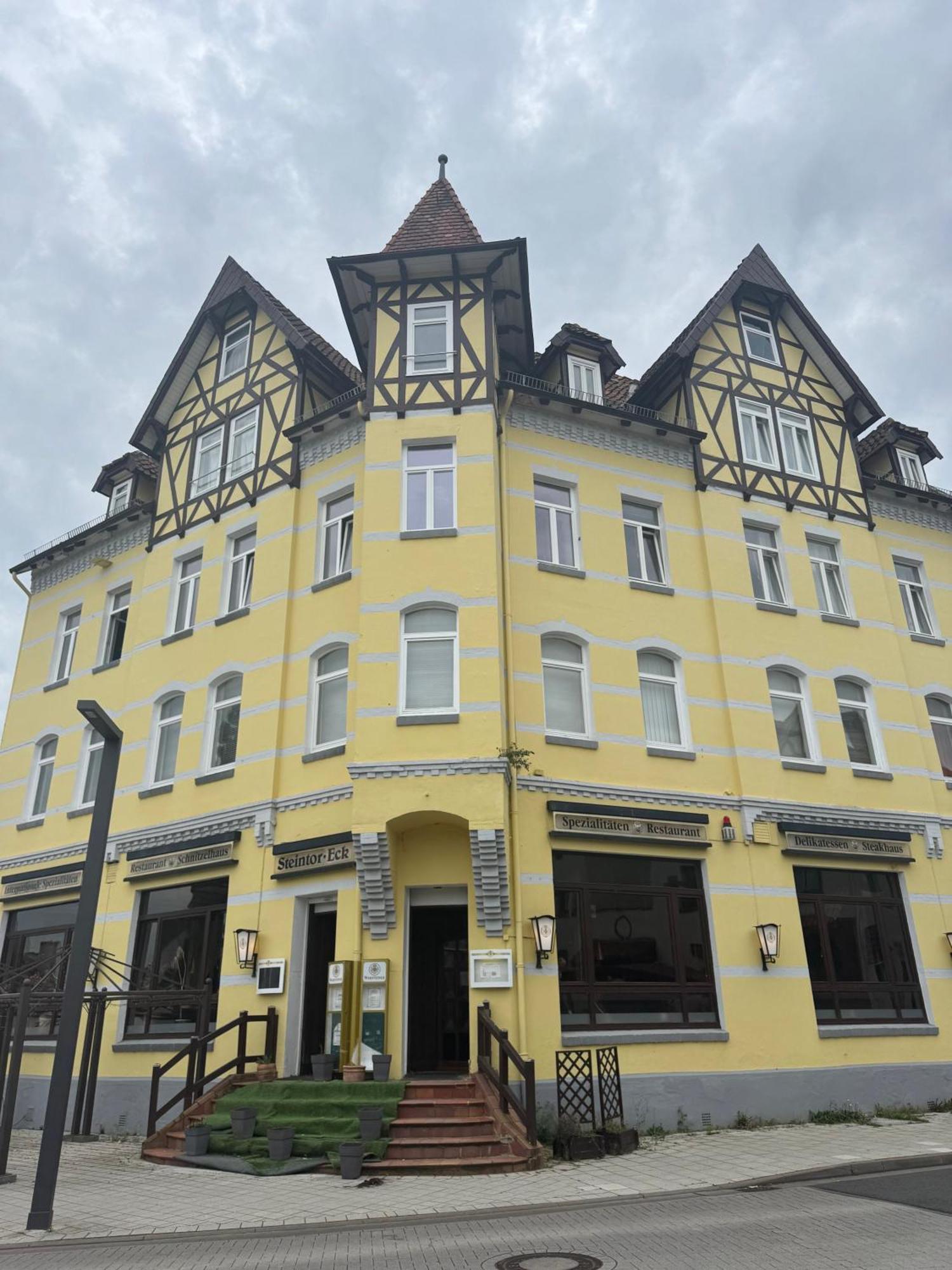 Moderne 4 Zimmer Apartment Mit Bergblick Stadtzentrum Contactless Check-In Gehrden  Εξωτερικό φωτογραφία